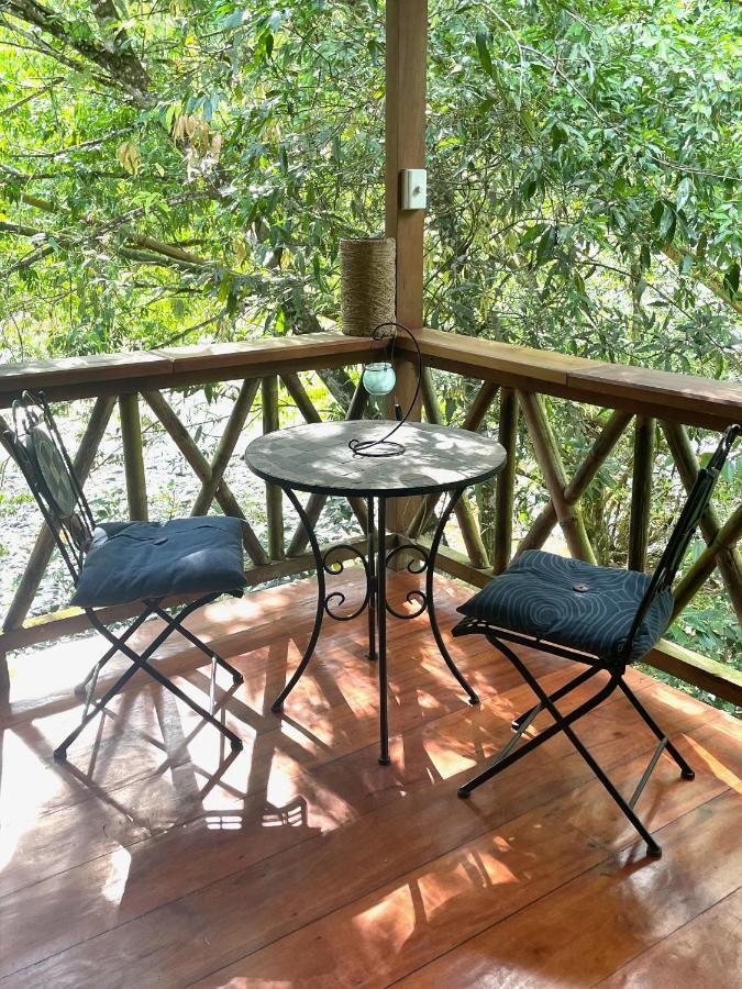 Caoni Riverside Lodge Пуерто-Кіто Екстер'єр фото