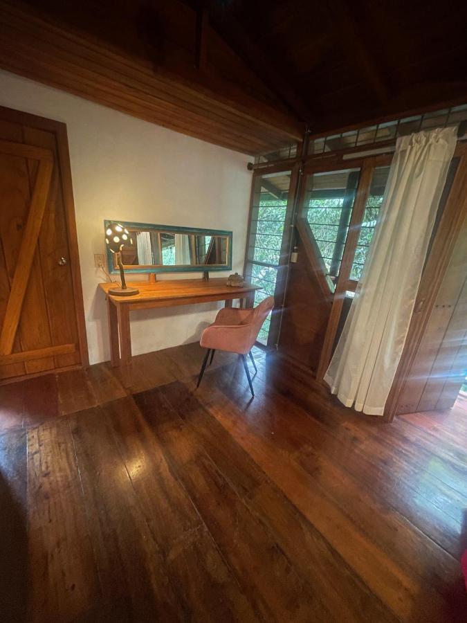 Caoni Riverside Lodge Пуерто-Кіто Екстер'єр фото